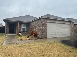 1718 Carnley St, Stillwater, OK 74075