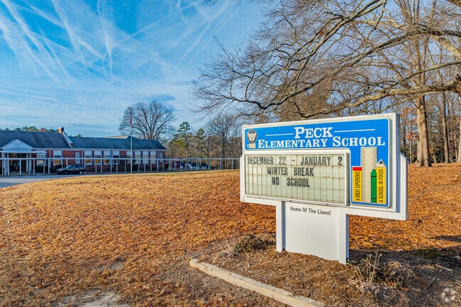 Peck Elementary School sign.