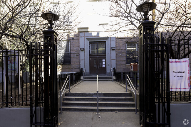 Ps 105 Senator Abraham Bernstein has a student teacher ratio of 11 to 1.
