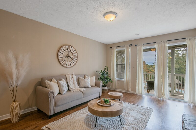 1006 Brookhollow Dr unit 9, Fayetteville, NC 28314 - photo 1