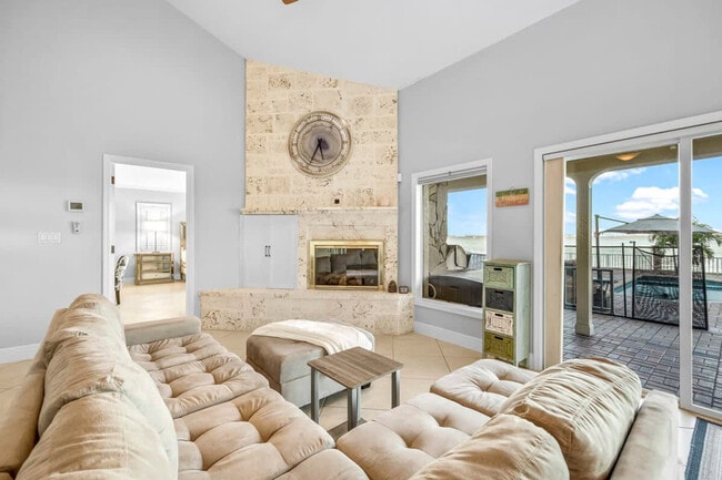 8130 S Tropical Trail unit ID1044416P, Merritt Island, FL 32952 - photo 2