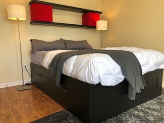 4220 Carrington St, Oakland, CA 94601