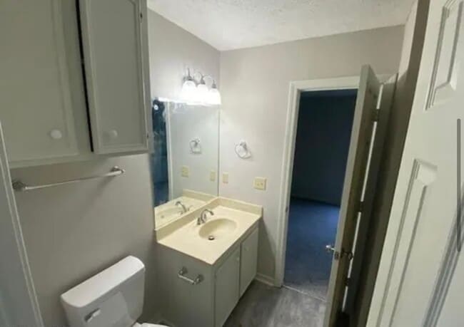 2437B River Oaks Blvd unit River Oaks Blvd, Jackson, MS 39211 - photo 7