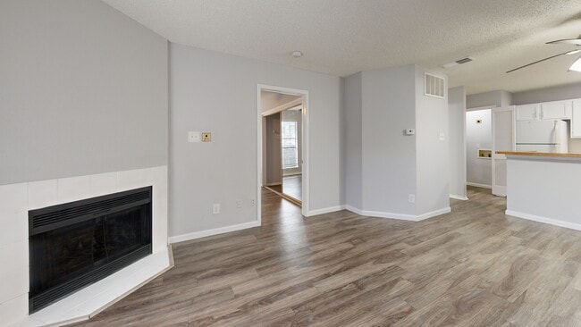 6108 Abrams Rd unit 306C, Dallas, TX 75231 - photo 3