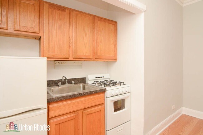 3824 N Fremont St unit A07C, Chicago, IL 60613 - photo 3