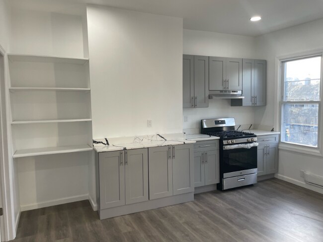 78 Market St unit 5, Paterson, NJ 07505 - photo 4