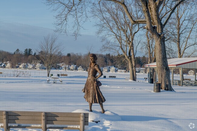 One of the most famous people born in Ellicott is Lucille Ball, the comedian.