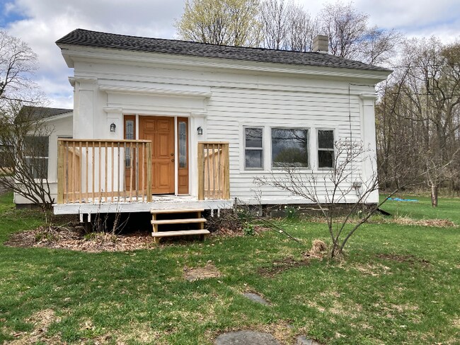 215 Tuscan Rd, Worcester, NY 12197 - photo 3