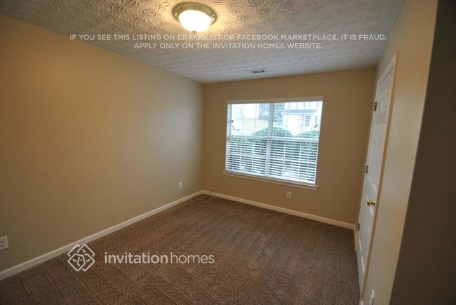 4521 Swan Trace, Atlanta, GA 30349 - photo 6