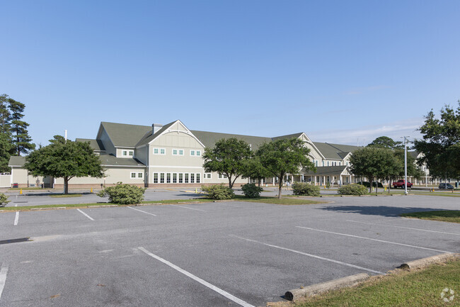 Parents and students love Manteo Elementary School in Manteo, North Carolina.