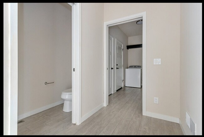 6820-6850 Redspire Ln, Deforest, WI 53532 - photo 7