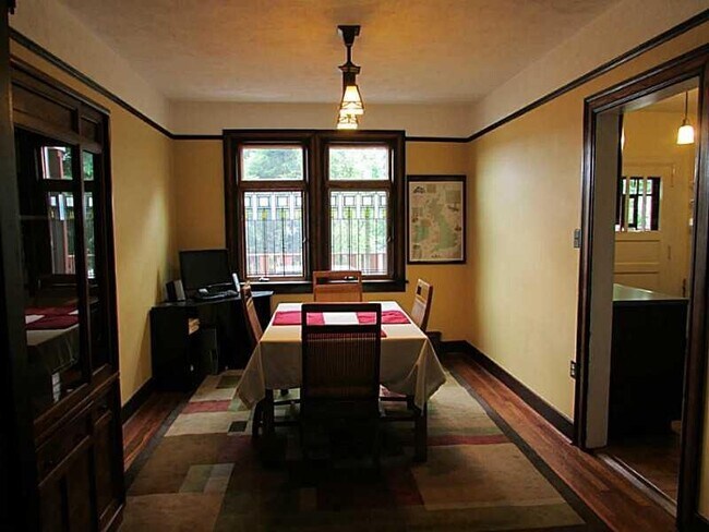 3761 Orpwood St, Pittsburgh, PA 15213 - photo 6