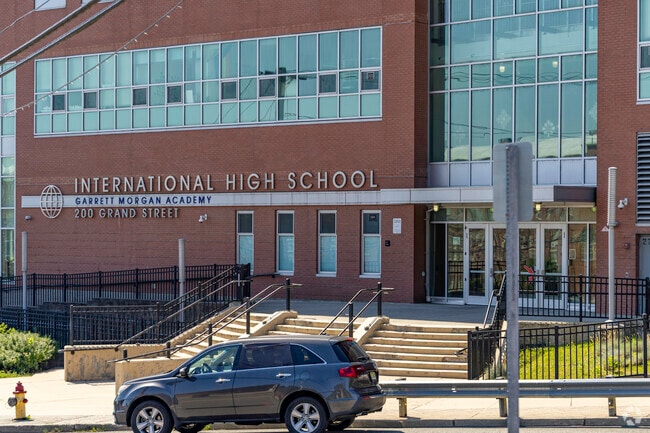 International High School educates approximately a total of 694 students in an academic year.