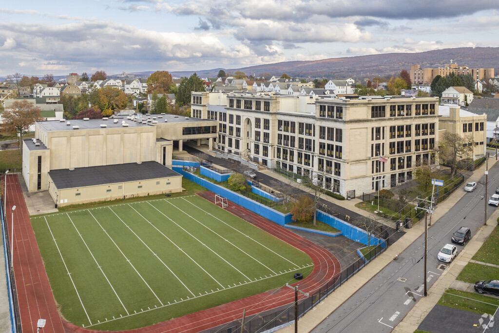 G.A.R. Memorial Middle School in Wilkes-Barre, PA is a great place to enroll your child.