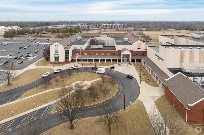 Edwardsville High School aligns with Missouri state standards.