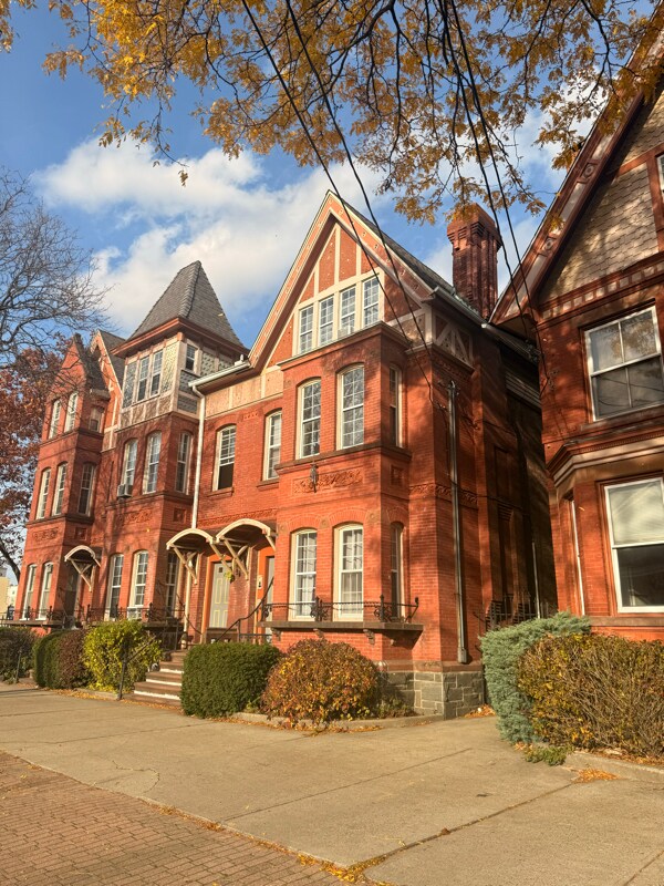 860 Park Ave, Bridgeport, CT 06604