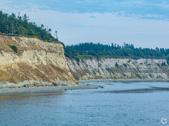 Beautiful views heading to Deception Pass.