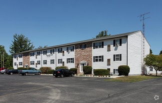 8150 Jackman Rd, Temperance, MI 48182