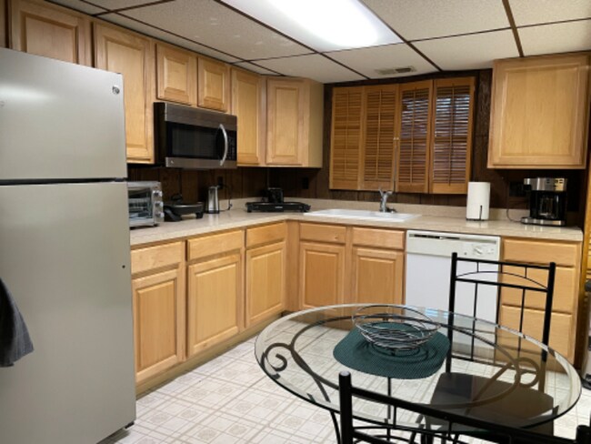 180 Yank Ct unit 1, Lakewood, CO 80228 - photo 5