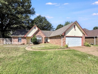 4551 Ross Rd, Memphis, TN 38141