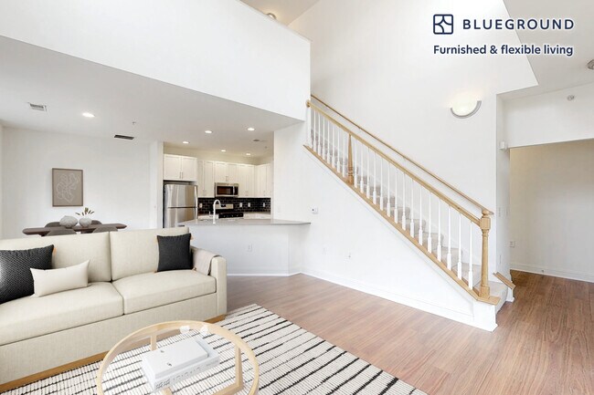 152 Shipyard Dr unit FL3-ID5659A, Hingham, MA 02043 - photo 2