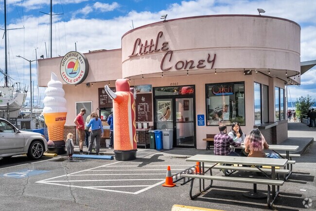 Little Coney in Sunset Hill is famous for its hot dogs and ice cream by the beach.