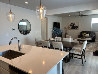 24911 E 38th Ave, Aurora, CO 80019