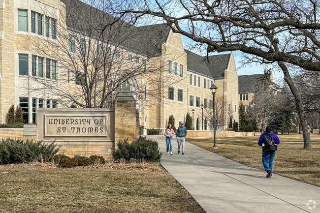 The Universtity of St. Thomas is located in Union Park