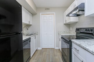 1902 Brady Dr, Dalton, GA 30720
