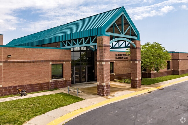 Glenwood Ridge Elementary School Main Entrance