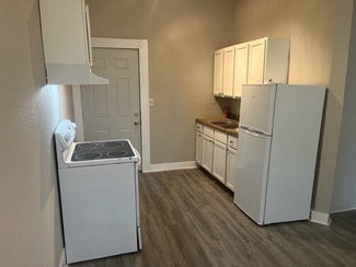 80 N Main St Unit 7, Canton, IL 61520