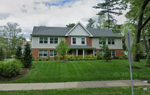 302 Ellery Ct unit 1, Chestnut Hill, MA 02467 - photo 1