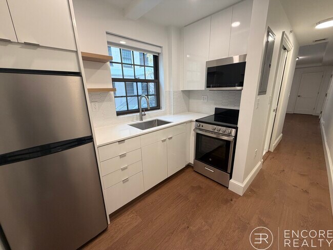 1200 Massachusetts Ave unit 108, Cambridge, MA 02138 - photo 6