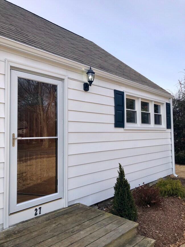 27 Campbell Dr, Agawam, MA 01001 - photo 5