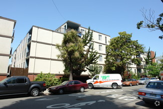 2520 Hillegass Ave, Berkeley, CA 94704
