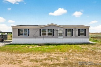 4715 Fm476, Poteet, TX 78065