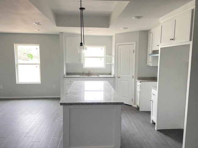 1405 Glasscock Ave, Harlingen, TX 78550 - photo 4