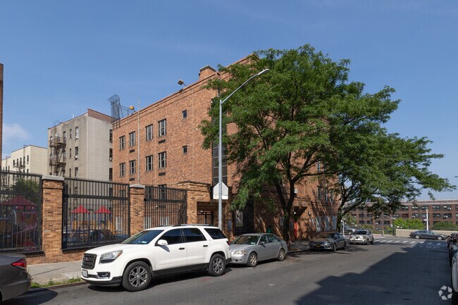 P.S. 209 in The Bronx has extended community ties.