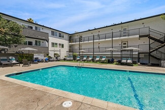 850 Warwick Ave, Thousand Oaks, CA 91360
