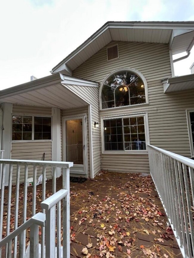 31 Encampment Dr, Bedminster, NJ 07921 - photo 7