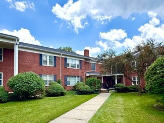 27654 Echo Valley E, Farmington Hills, MI 48334