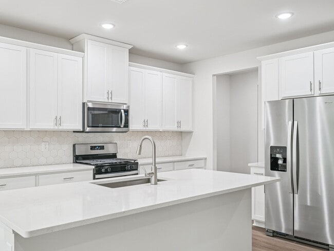 3857 Rosebush Dr, Zebulon, NC 27597 - photo 3