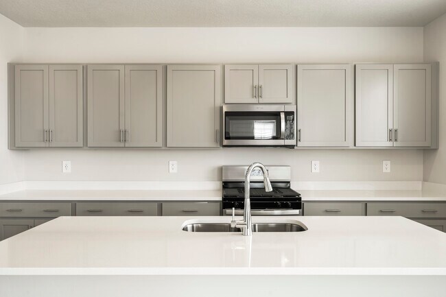 3163 W 3450 S, West Haven, UT 84401 - photo 5