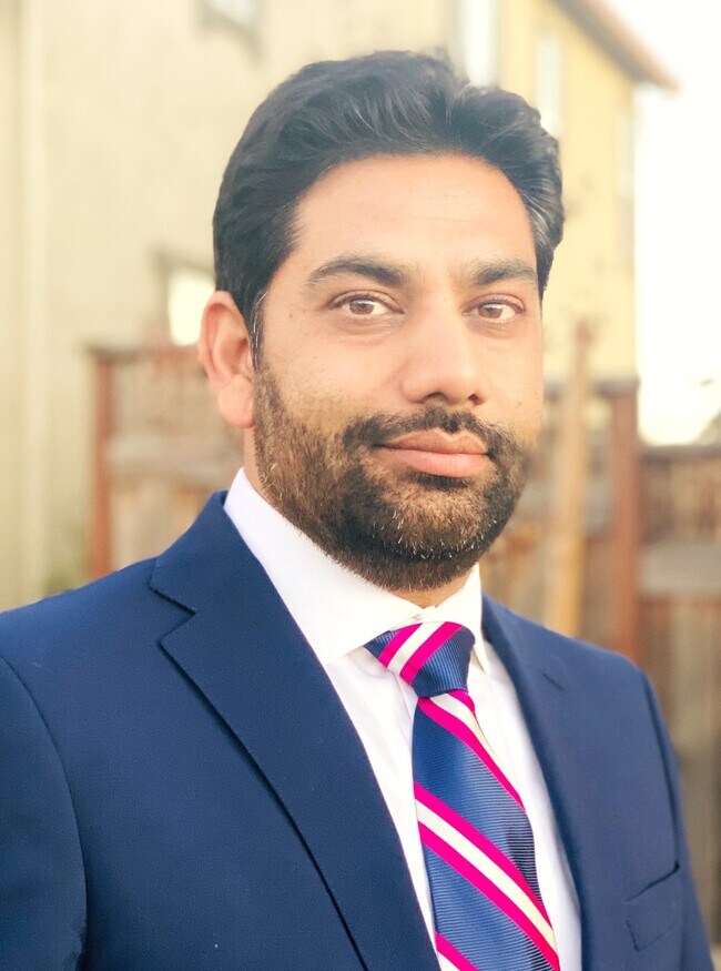Ravinder Singh