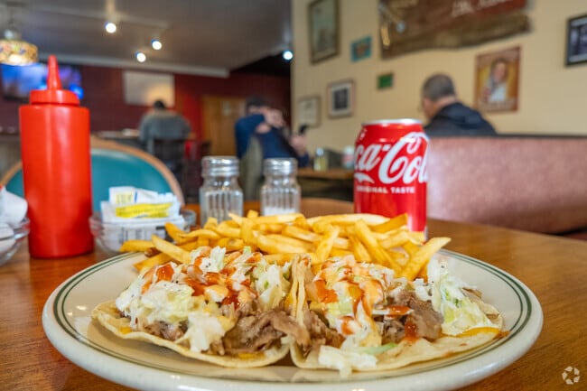 Breakfast plates at Anacabe's Little Kitchen highlight local dining in Goodview.