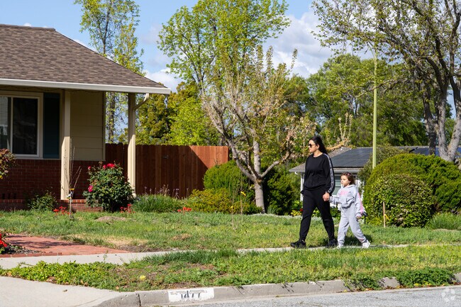 Quiet paths and friendly streets make Montevideo a walkable gem in Almaden Valley.