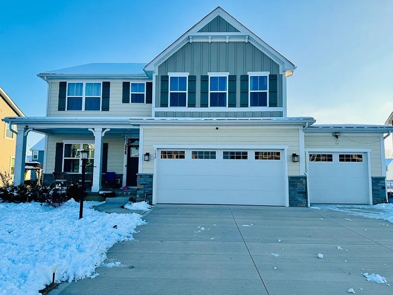 152 Brets Ln, Lewis Center, OH 43035 - photo 1