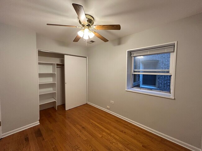6535 N Mozart St unit 1R, Chicago, IL 60645 - photo 2