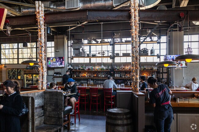 Steel and Rye is a beloved spot for Columbine Cliffs residents.