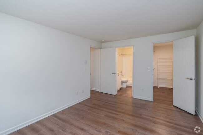 The Docks at Redmond Lakeview, Redmond, WA 98052 - photo 7